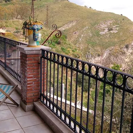 Villa Awesome View In At Petri Di Sali *