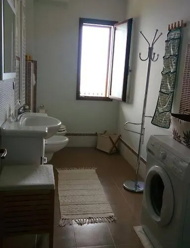 Awesome View In At Petri Di Sali فيلة تاورمينا